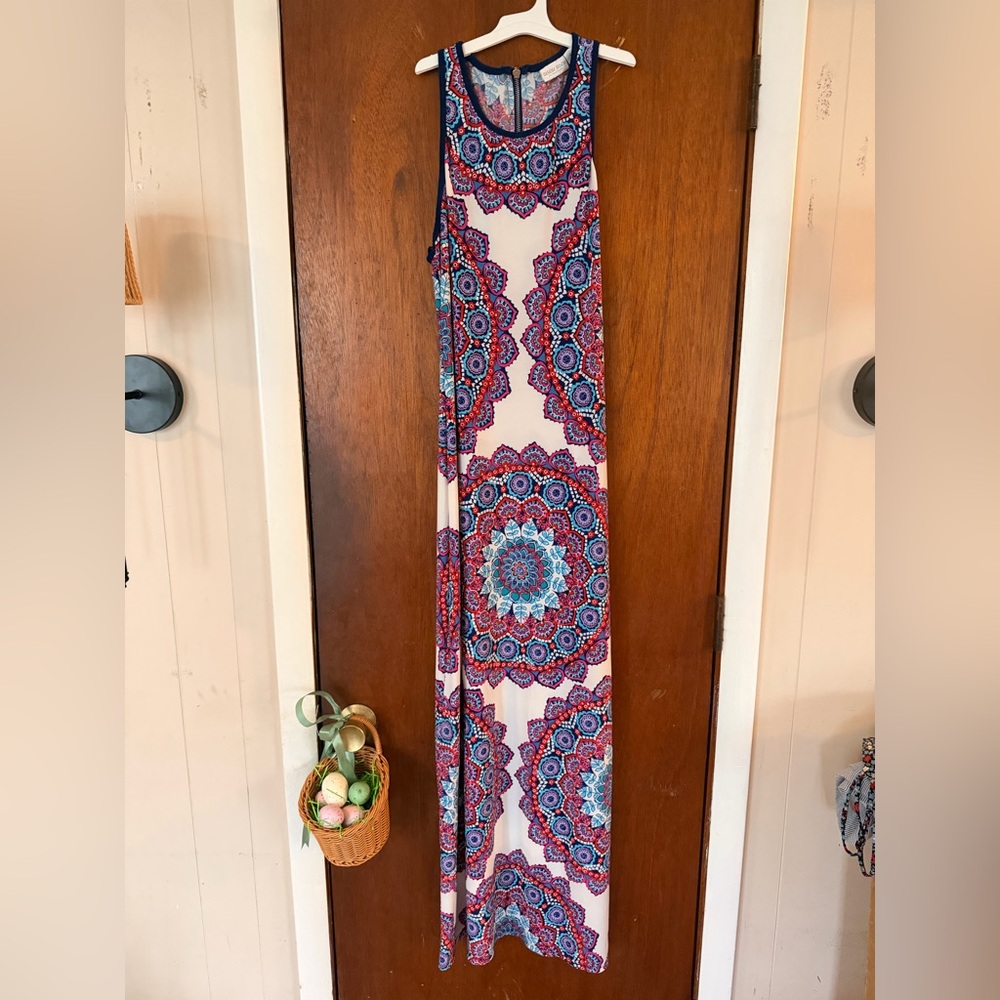 Bisou Bisou Sleeveless Maxi Dress in Purple, Blue and White